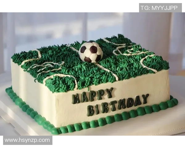 足球明星主题双层蛋糕创意设计图片分享让你的派对更精彩